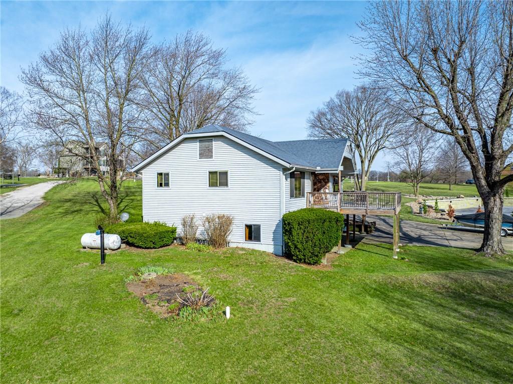 150 Yacht Club Cir, Altamont, MO 64640