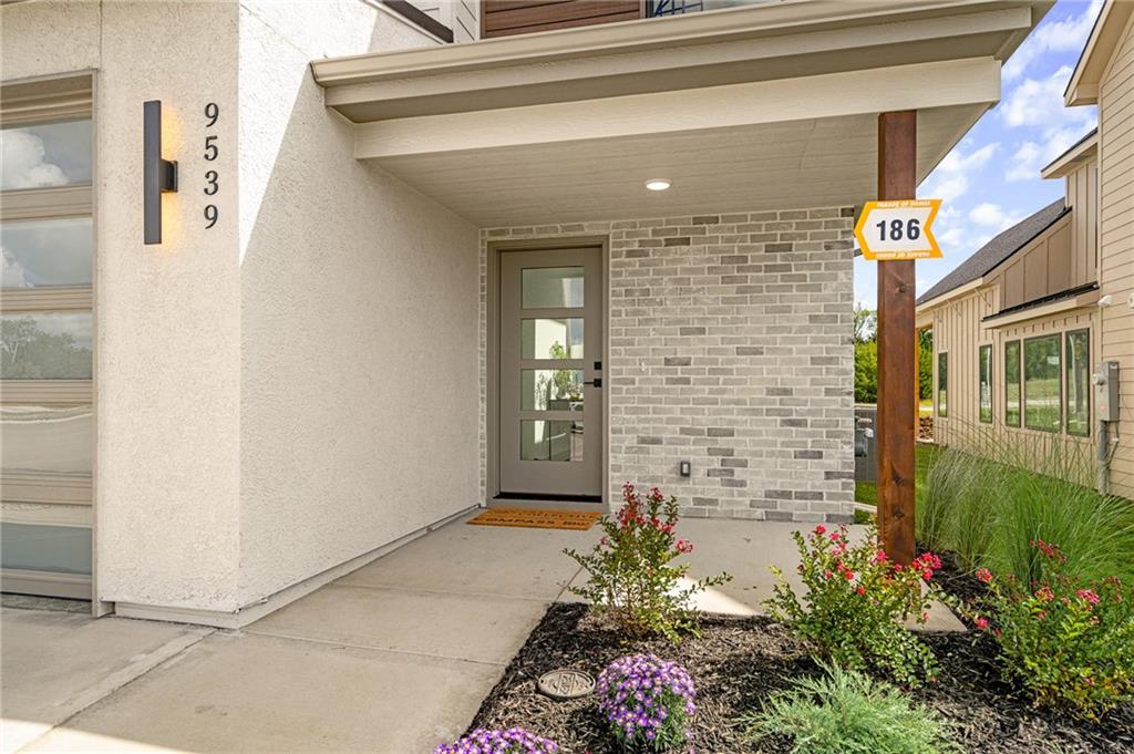 17751 W 97th St, Lenexa, KS 66219