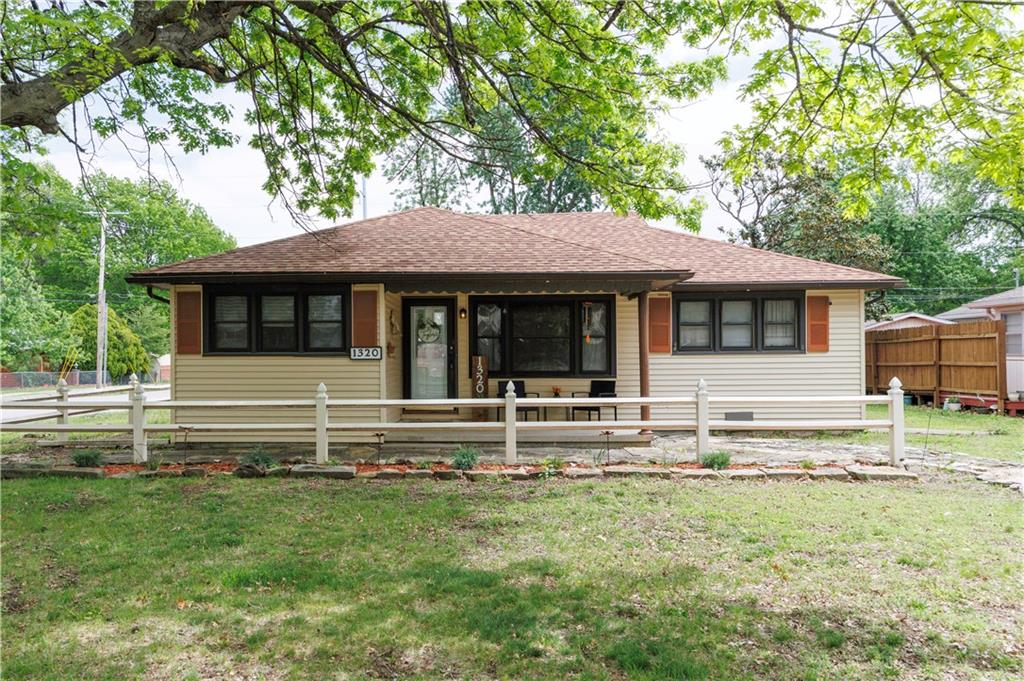 1320 N 5th N/A, Neodesha, KS 66757