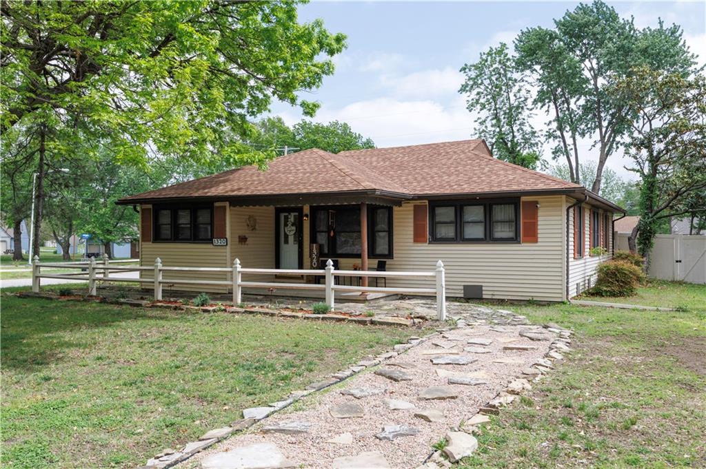 1320 N 5th N/A, Neodesha, KS 66757