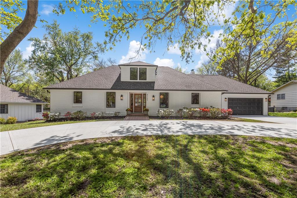 4705 W 81st St, Prairie Village, KS 66208