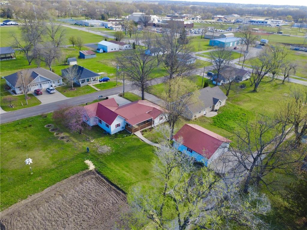 1404 E 13th St, Trenton, MO 64683