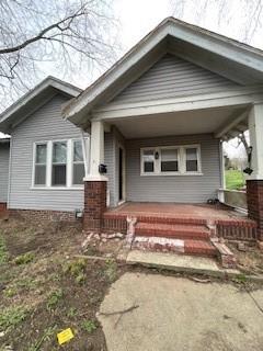 1321 S 17th St, St Joseph, MO 64507