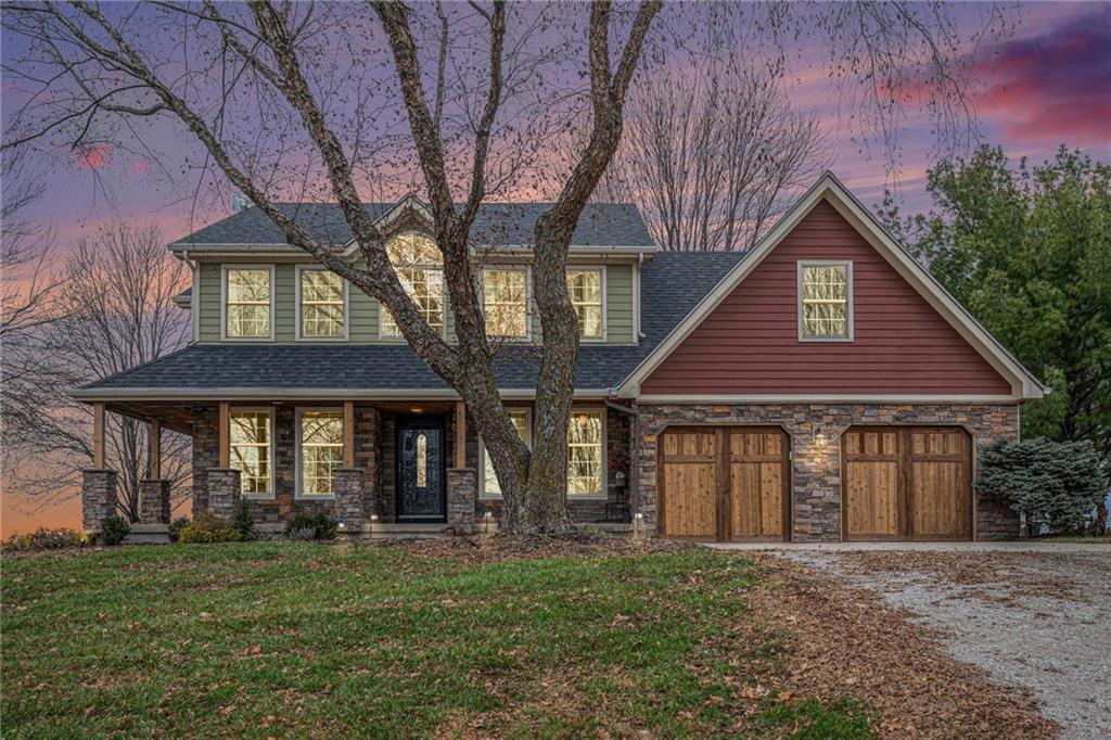 16714 N Endicott Rd, Kearney, MO 64060
