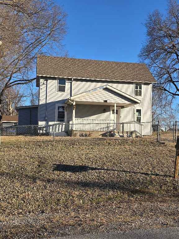 313 E Kay St, Lansing, KS 66043