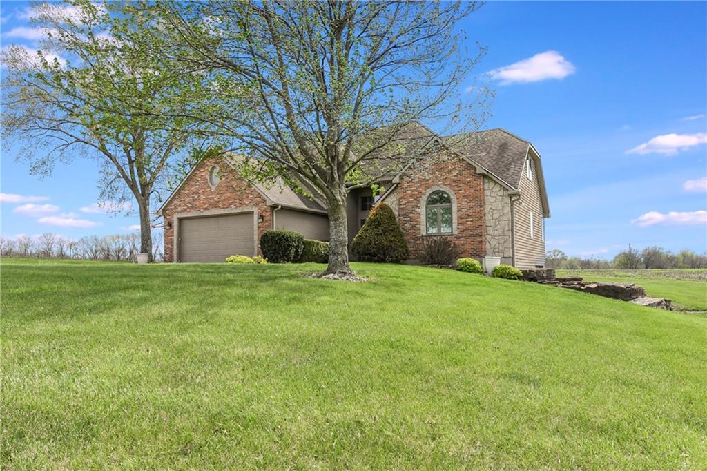 7306 Golden Belt Rd, Odessa, MO 64076