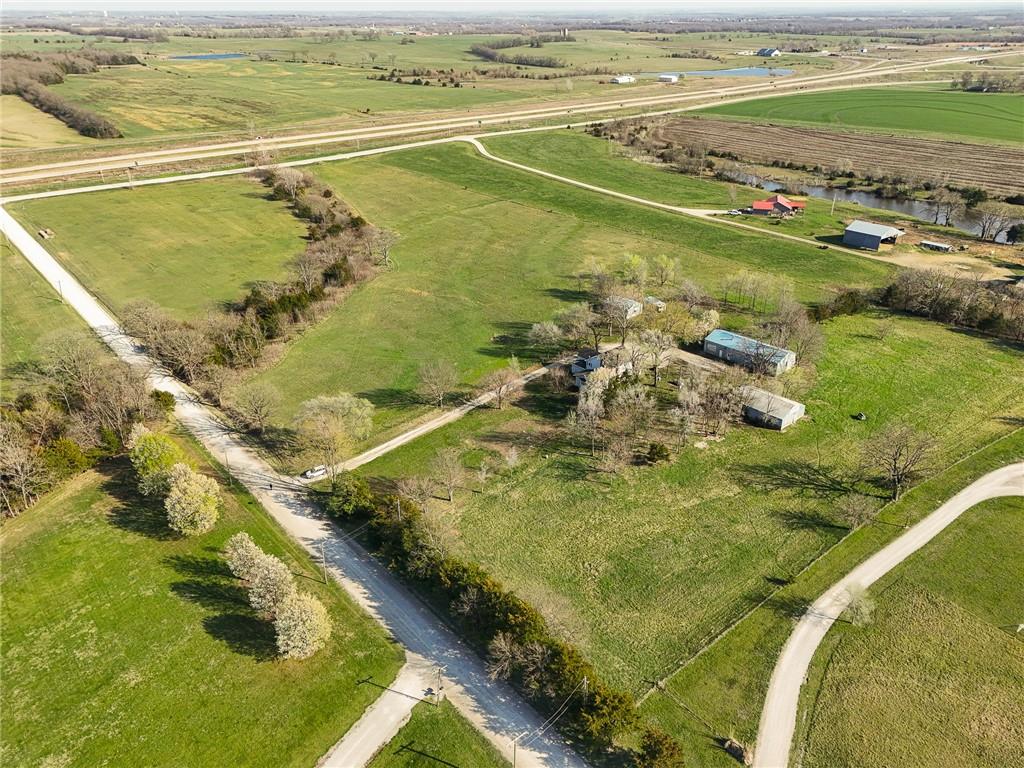 N 400 Rd, Baldwin City, KS 66006