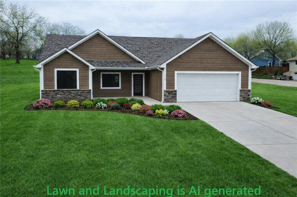1303 W Concord Dr, Plattsburg, MO 64477
