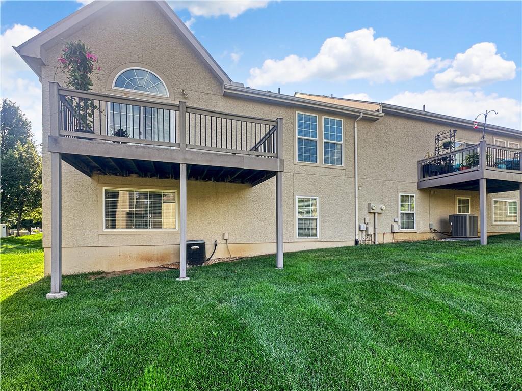 6125 Allman St, Shawnee, KS 66217