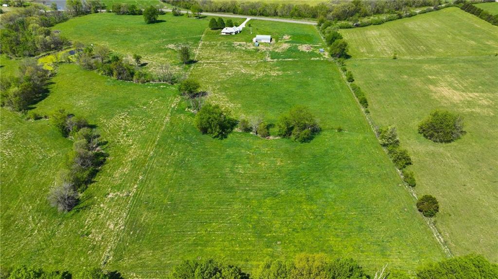 6520 Malcolm Lake Rd, Edgerton, MO 64444
