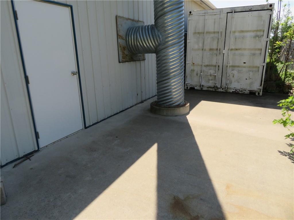 106 W Lake St, Mc Louth, KS 66054
