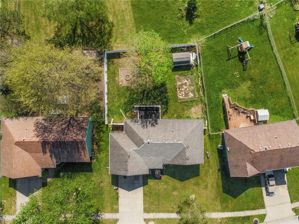 615 Woodson St, Kearney, MO 64060
