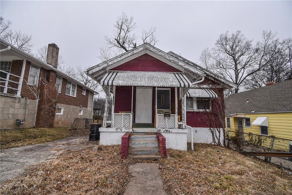 5406 Jackson Ave, Kansas City, MO 64130