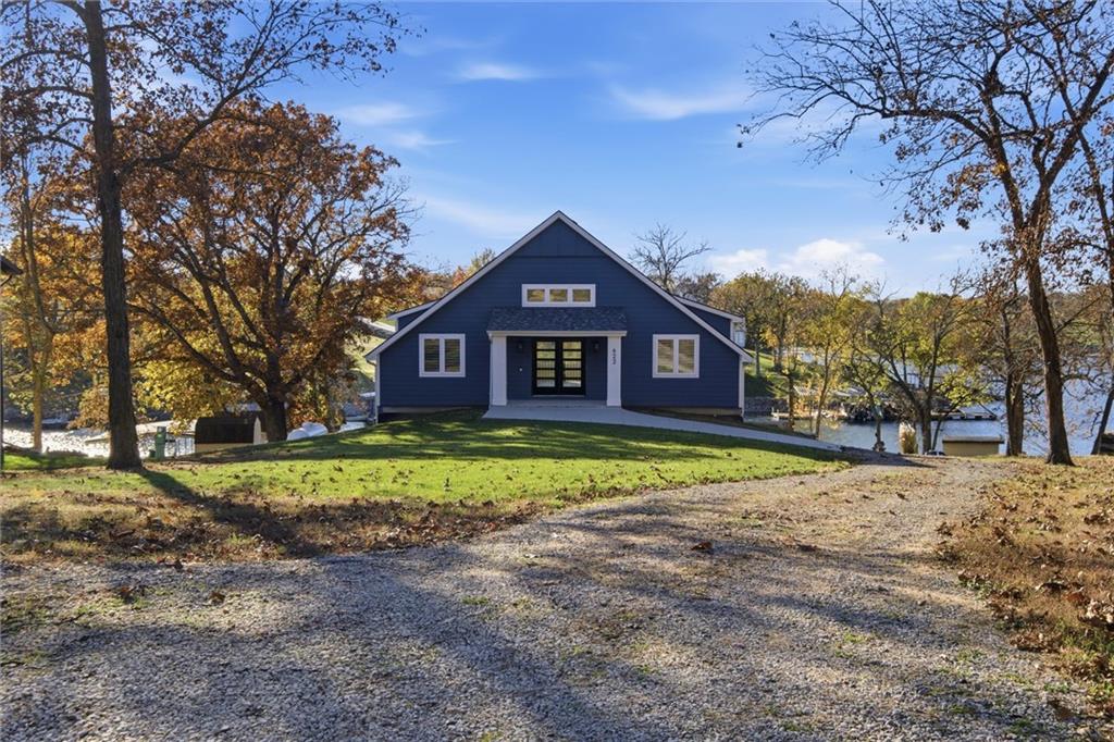 622 Lake Viking Ter, Gallatin, MO 64640