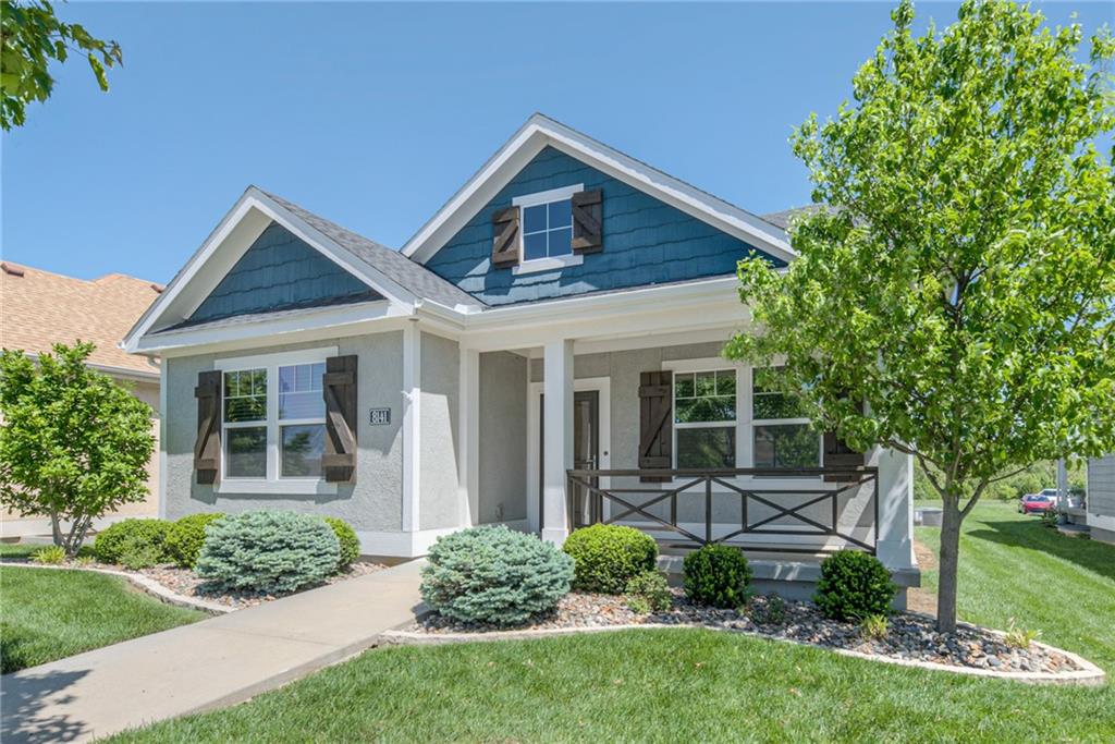 8141 N Farley Ave, Kansas City, MO 64158