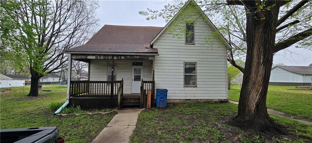 407 S Bismark St, Concordia, MO 64020