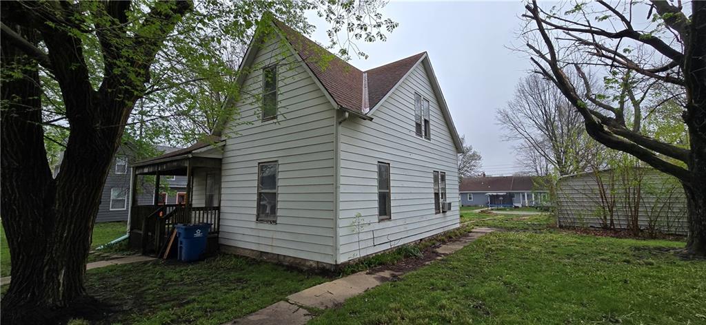 407 S Bismark St, Concordia, MO 64020