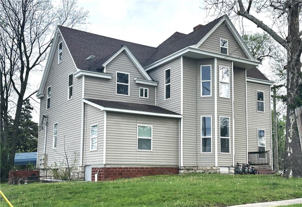 1100 Locust St, Chillicothe, MO 64601