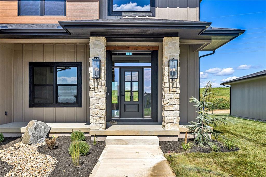 11427 Rye Dr, Kearney, MO 64060