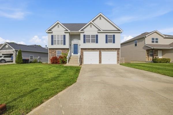 1219 Wildflower Rd, Warrensburg, MO 64093