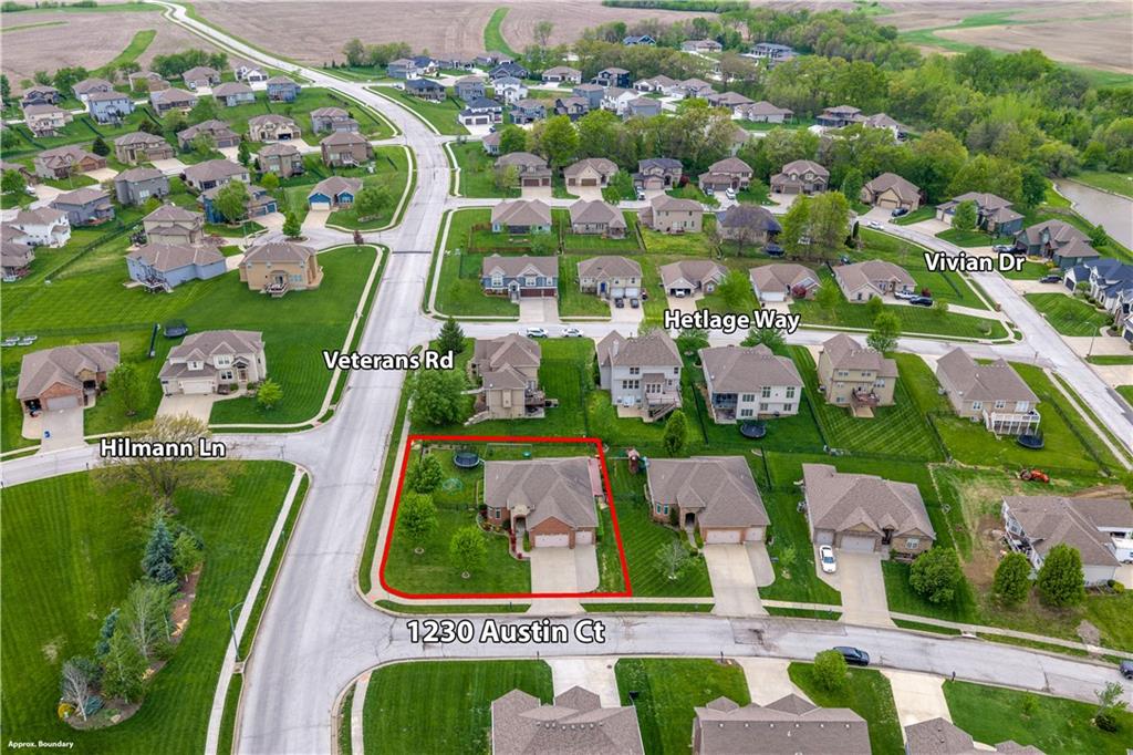 1230 Austin Ct, Warrensburg, MO 64093