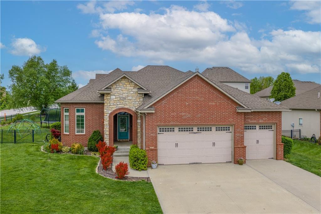 1230 Austin Ct, Warrensburg, MO 64093