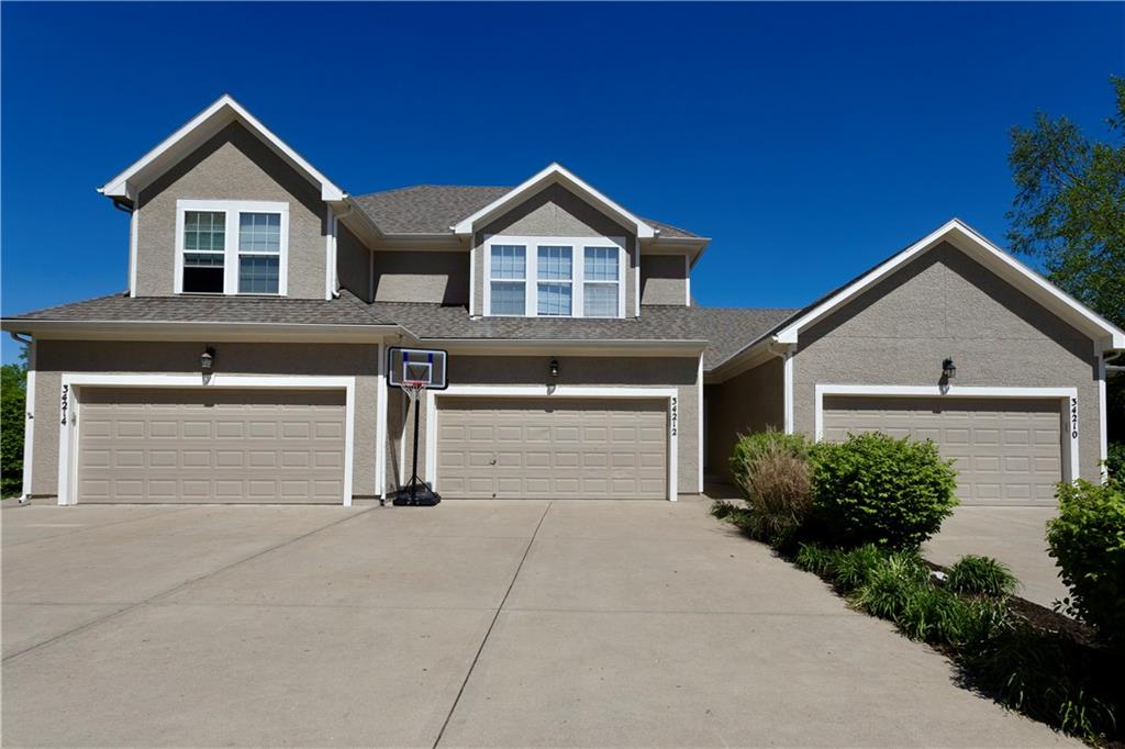 34212 W 90th Cir, De Soto, KS 66018