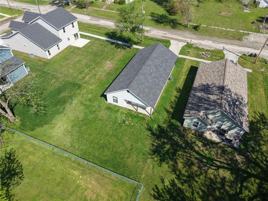 502 E Arthur St, Hamilton, MO 64644
