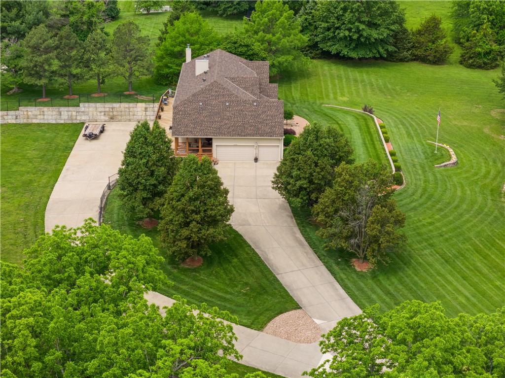 29503 SE Moreland School Rd, Blue Springs, MO 64014
