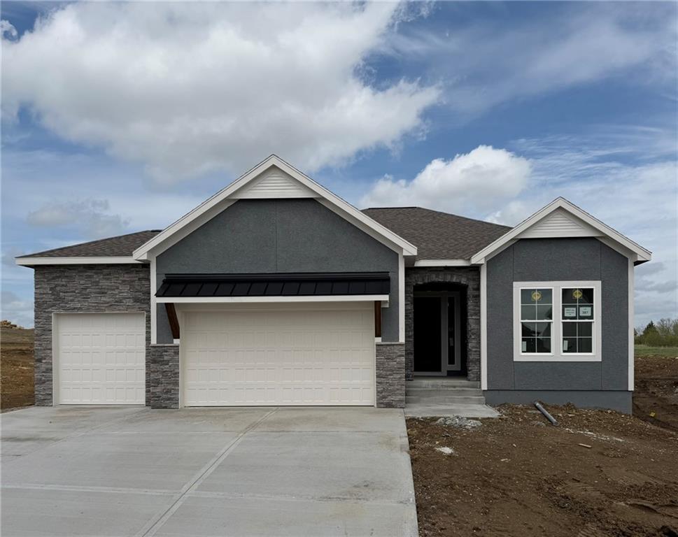 1612 SW Arbor Park Dr, Lee's Summit, MO 64082