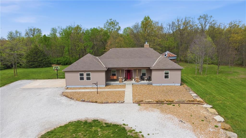 5317 Afek Rd, Higginsville, MO 64037