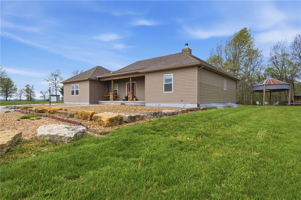 5317 Afek Rd, Higginsville, MO 64037