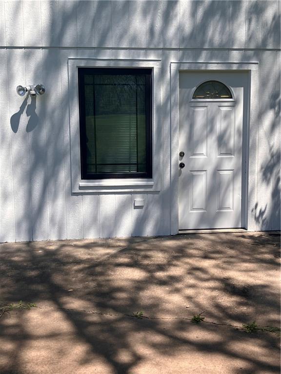 209 E 176th St, Belton, MO 64012