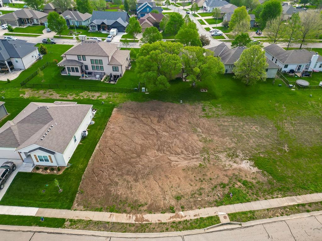 29371 Palmer Dr, Paola, KS 66071