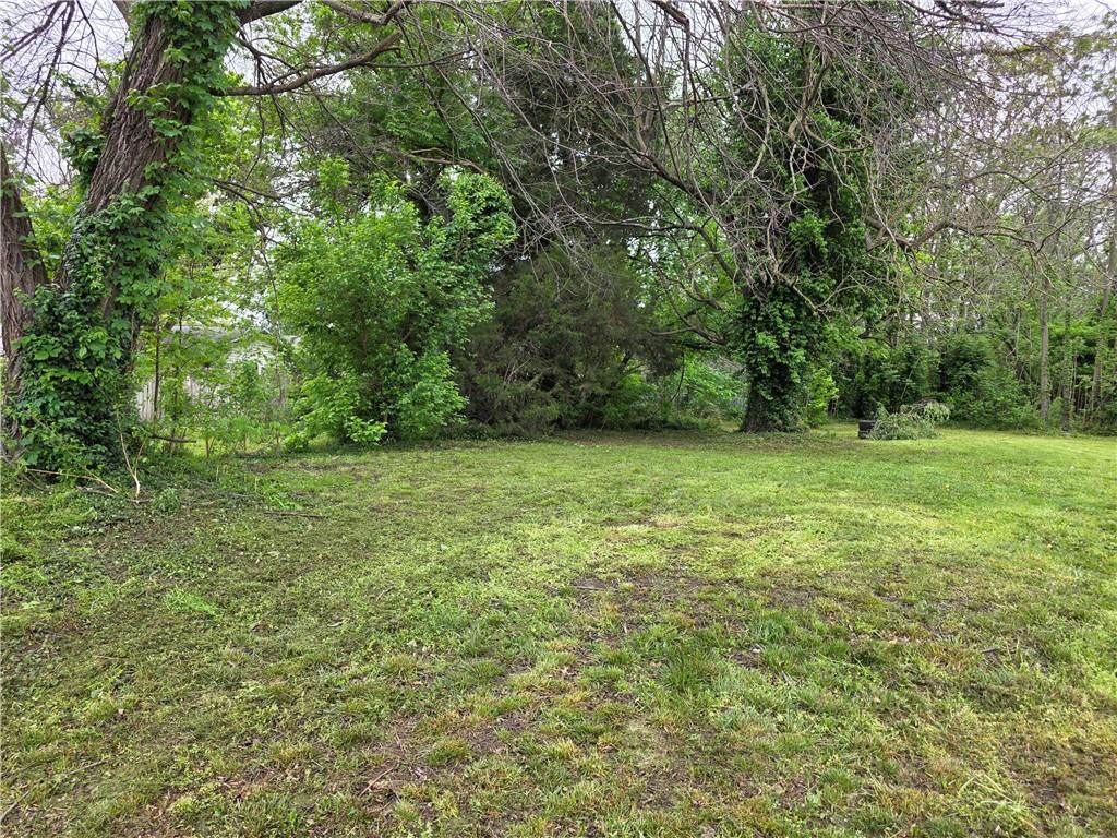 519 N Commercial St, Nevada, MO 64772