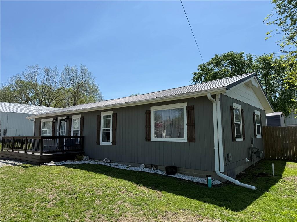306 Park St, Gallatin, MO 64640