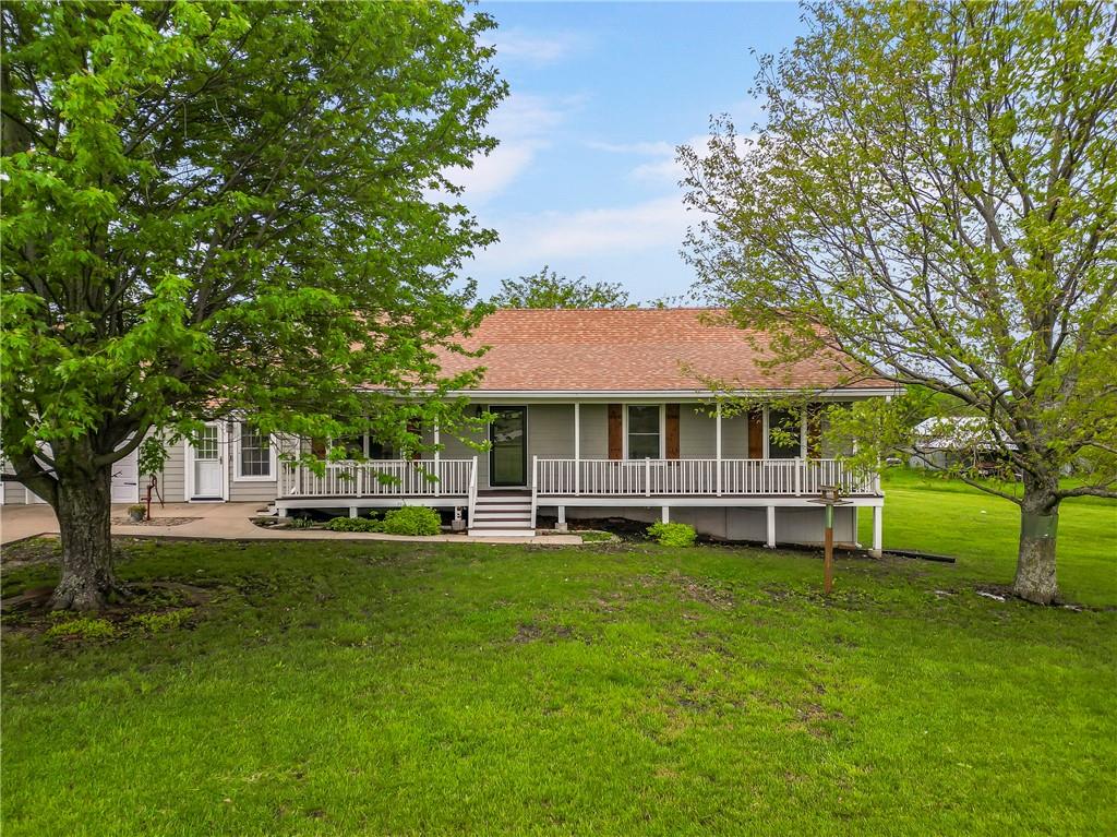 19555 K 68 Hw, Paola, KS 66071