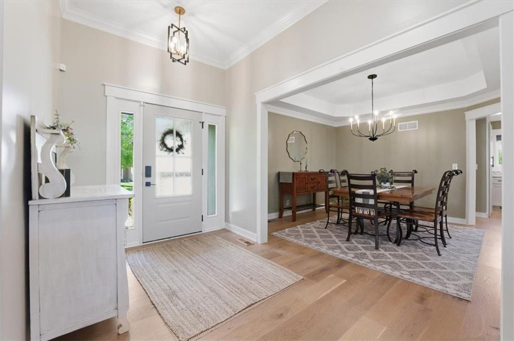 910 Sherman Pw, Belton, MO 64012