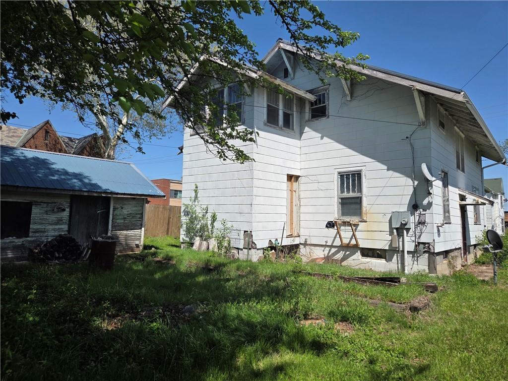 426 Cherry St, Chillicothe, MO 64601