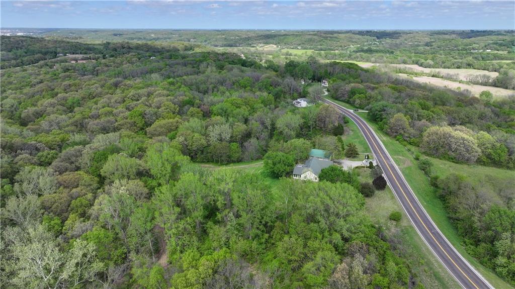 10306 SW State Route Jj Hw, St Joseph, MO 64504