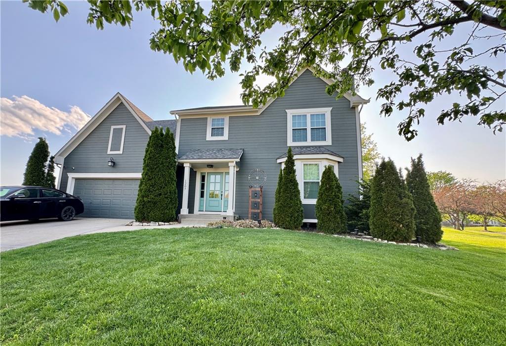 1207 N 1st St E, Louisburg, KS 66053
