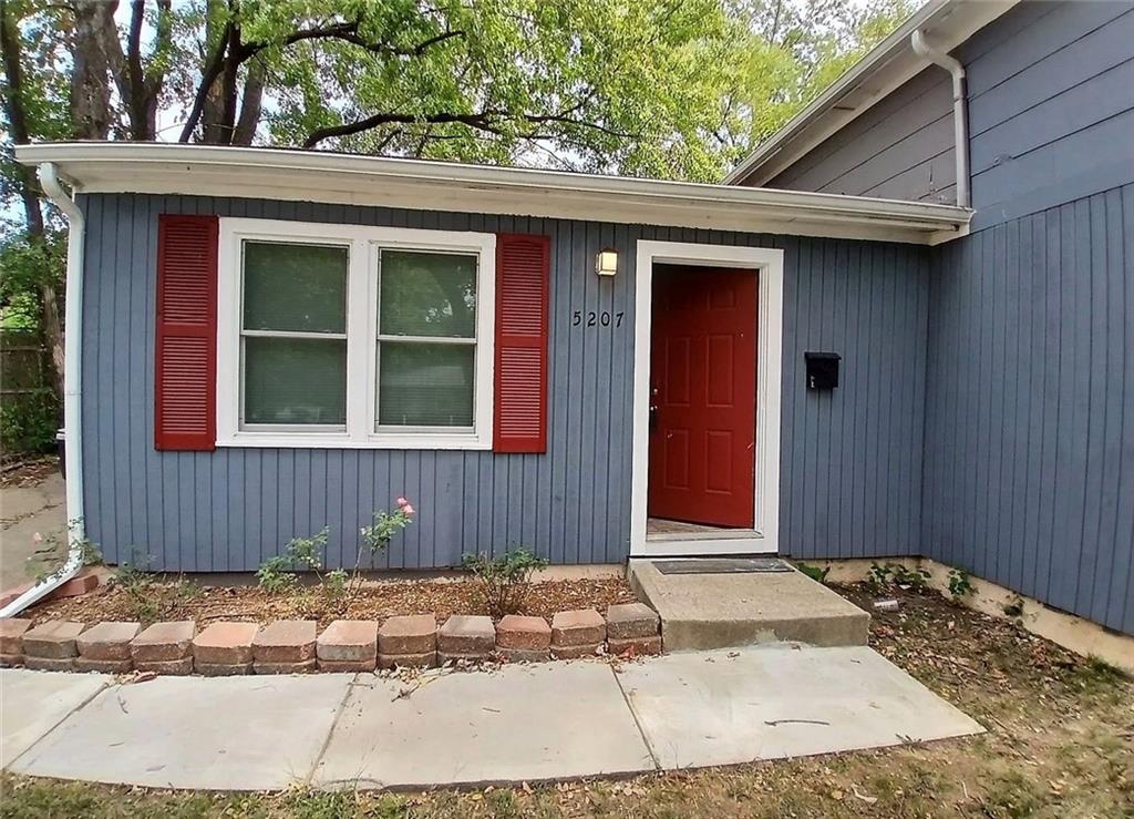 5207 Sycamore Ave, Kansas City, MO 64129