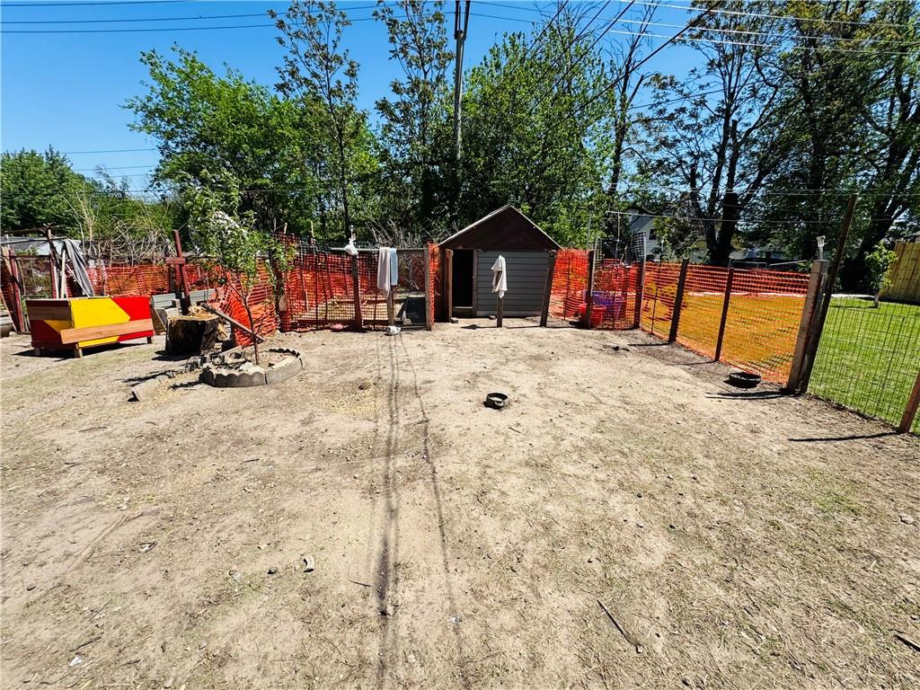 527 Quincy Ave, Kansas City, MO 64124