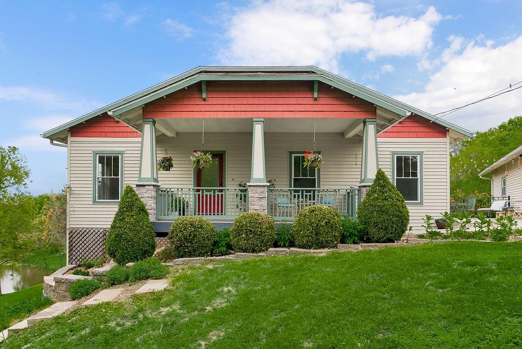 5390 Dodson Ave, Kansas City, KS 66106
