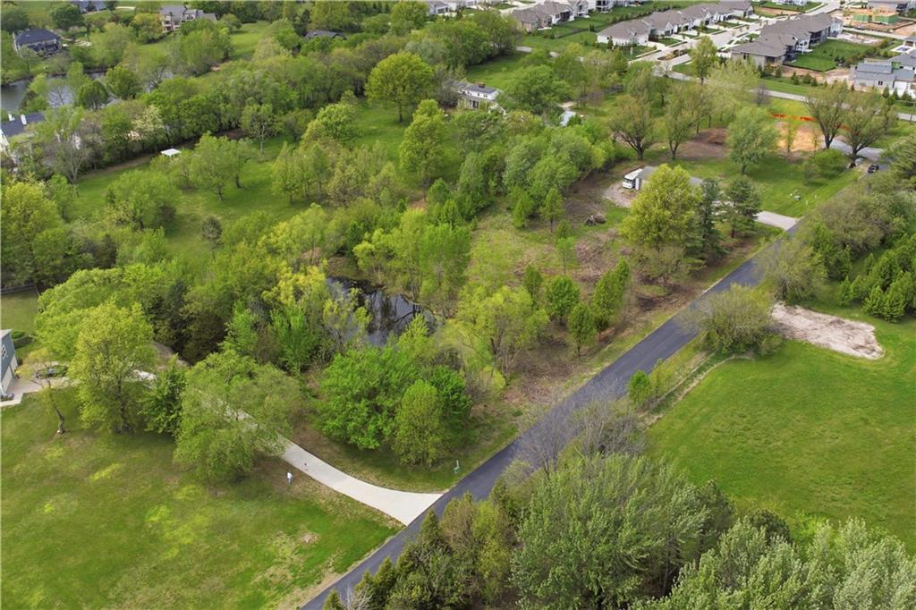 10985 W 175th St, Overland Park, KS 66221