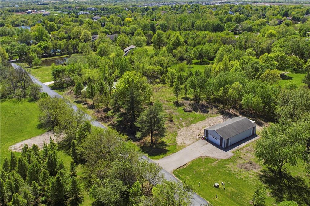 10985 W 175th St, Overland Park, KS 66221