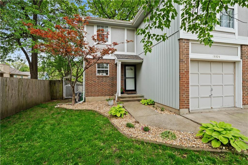 13326 Walnut St, Kansas City, MO 64145