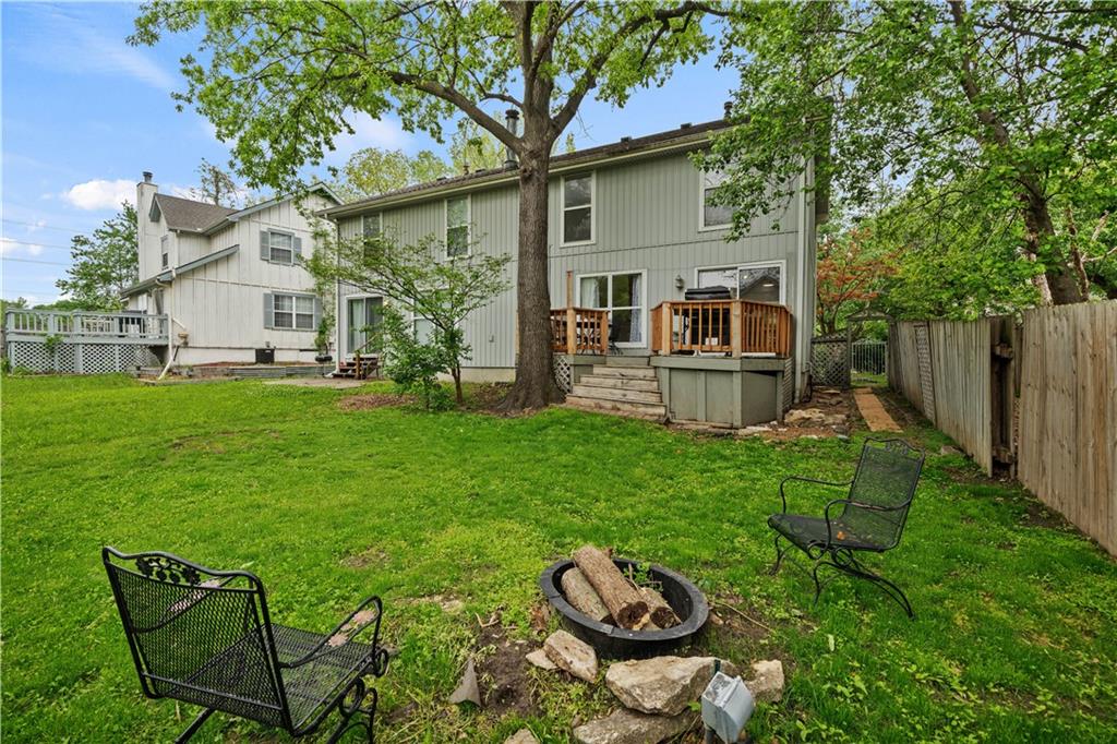 13326 Walnut St, Kansas City, MO 64145