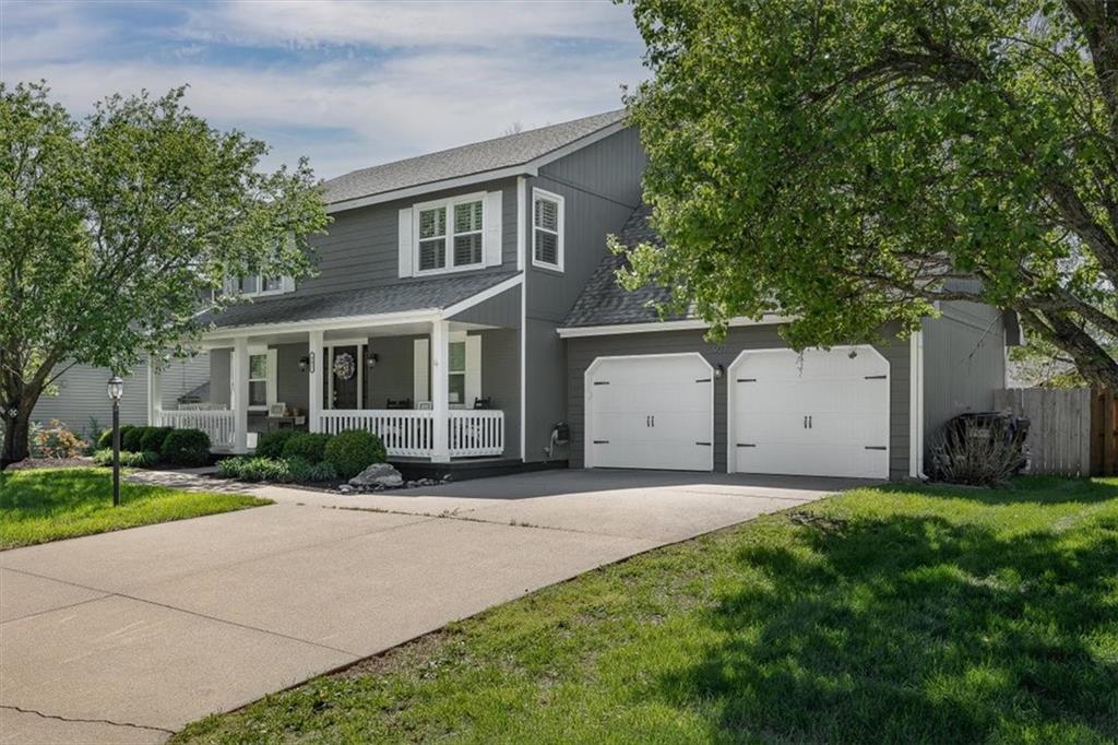 907 Andover St, Lawrence, KS 66049