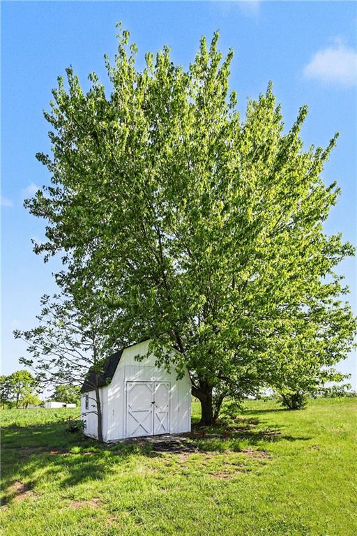30640 W 215 St, Gardner, KS 66030